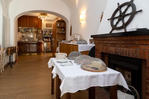 מסעדה, Albergo Nazionale in פורטופינו