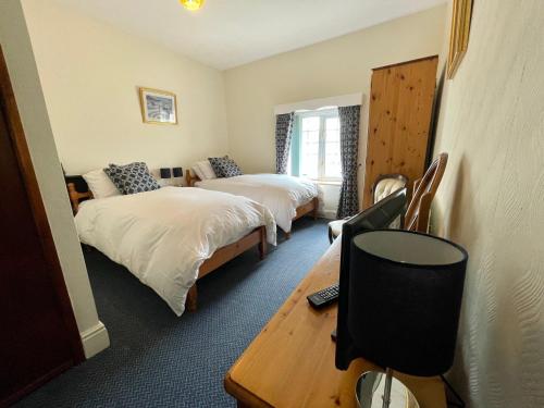 Plough and Harrow in บรีคอน