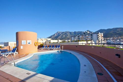 Swimmingpool, Hotel Apartamentos Princesa Playa in Marbella