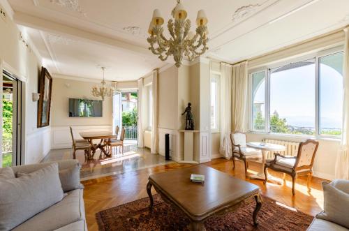  ALTIDO Splendid Villa with Orange Trees and Stunning View in Santa Margherita Ligure