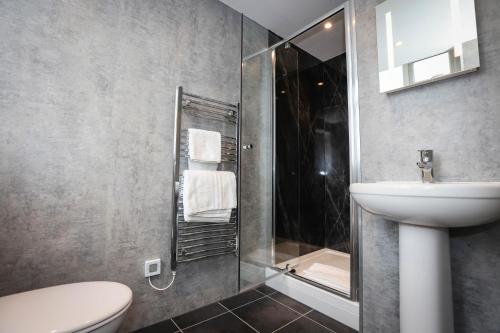 Marsham Court Hotel - image 11