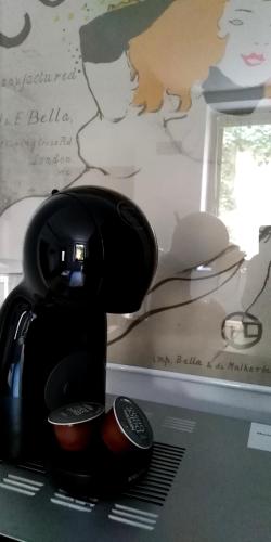 Black Church Apartment - image 9