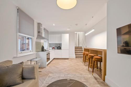 Victoria House by Q Apartments - image 3