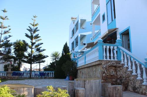 Esmeralda Hotel & Restaurant – Ksamil, OR
