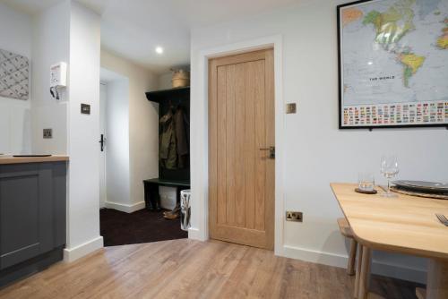 Willow Barn Apartment - Heaning - Brand New - Spacious Home - Rural Escape - Sleeps Two