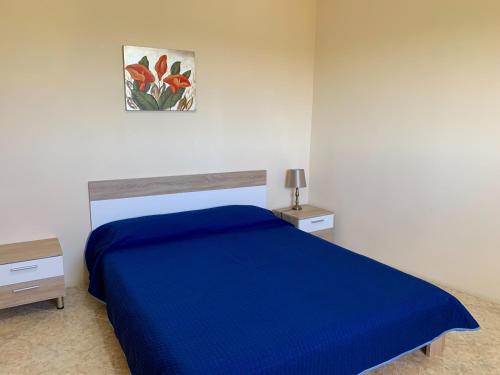 2 bedrooms, 6 beds