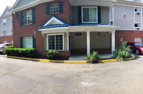 InTown Suites Extended Stay Richmond VA - Midlothian in Richmond, USA