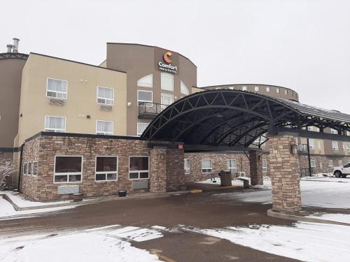 Comfort Inn & Suites Medicine Hat