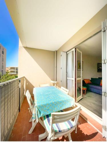 Superb Apartment With Balcony In Frejus near aqueduc