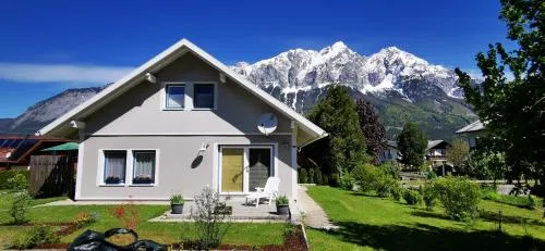 Grimming View in Niederöblarn, Österreich