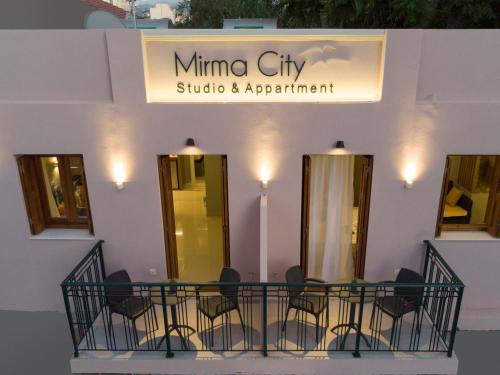 MIRMA CITY studio & apartment - Tap to explore photos