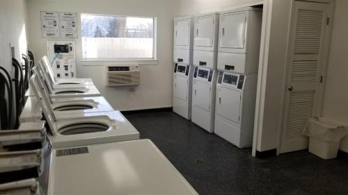 InTown Suites Extended Stay Minneapolis MN - Burnsville in Burnsville