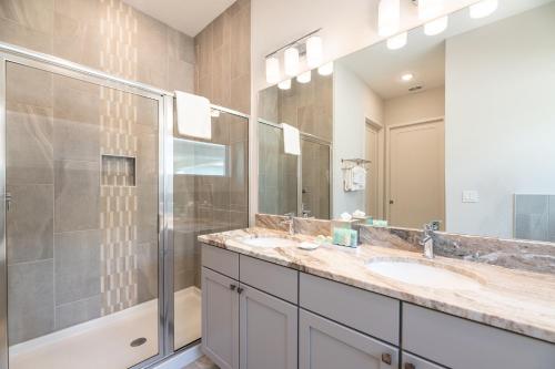 Enormous 8 Bedroom Home at Bears Den w Private Pool near Disney 906JN - main image