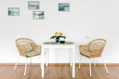 设施服务, Lake Aluksne studio apartment in 古本那