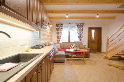 DW KINGA & DOMKI na Granicznej z jacuzzi