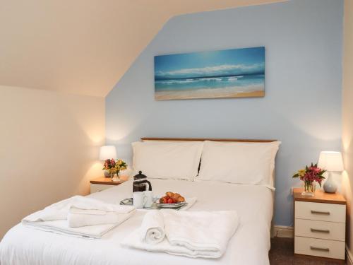 Sleeper Cottage - image 2