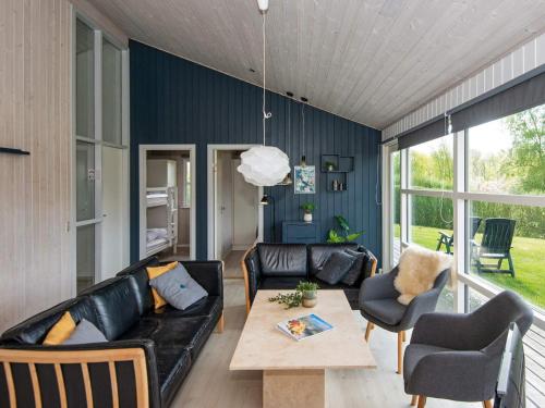10 person holiday home in Juelsminde