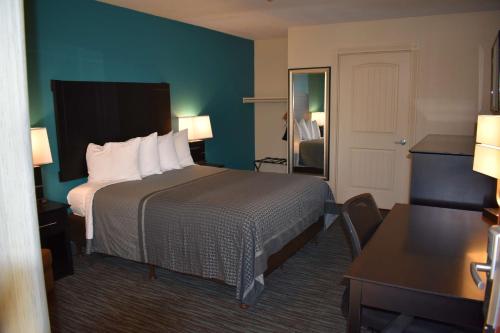 1 queen bed