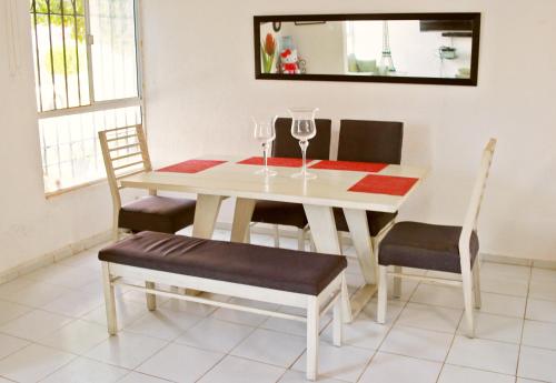 Habitación Privada, Jacuzzi Rooftop, AC, GRAN Wifi, Cancún (Foto 6)