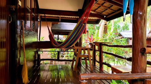 Longtail Beach Resort in Thong Nai Pan Yai