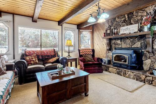 Cozy Comforts in Sugarloaf, USA