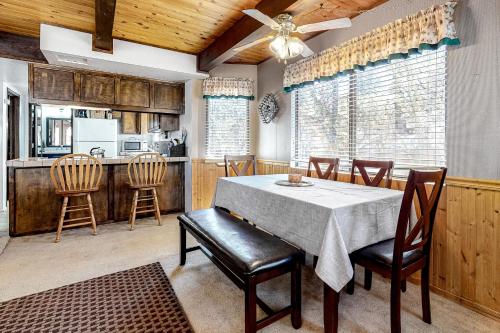 Cozy Comforts in Sugarloaf, USA