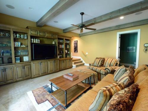 Fairway Lodge - Luxurious home on the Landing golf course