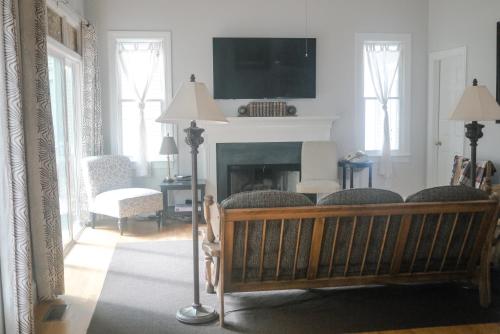 Oakton South Cottage Retreat - image 6