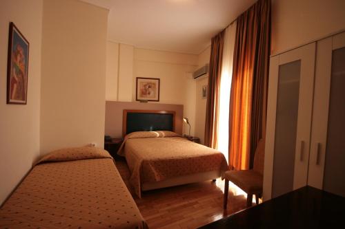 Adam's Hotel - image 3