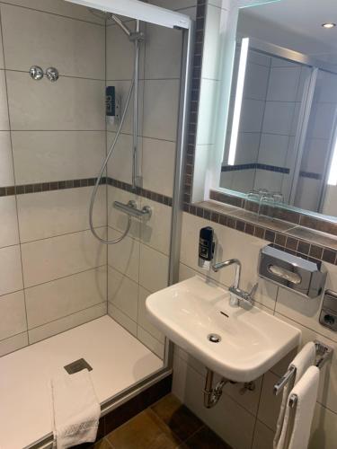 Single Room with Bathroom