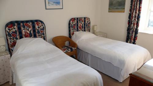 Arndean Cottages – Dollar