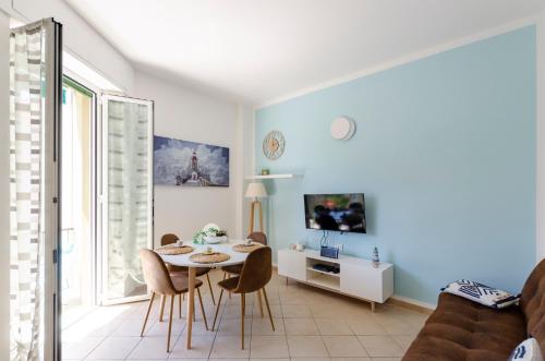  JOIVY Apt for 6, near Centre, Beach and Train Station in Sestri Levante