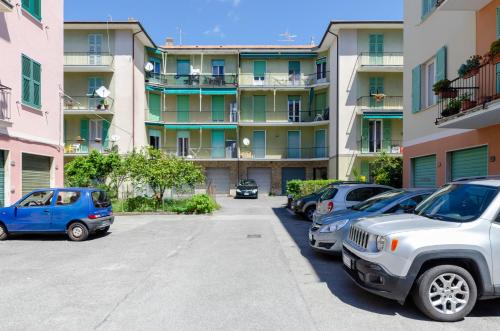 JOIVY Apt for 6, near Centre, Beach and Train Station