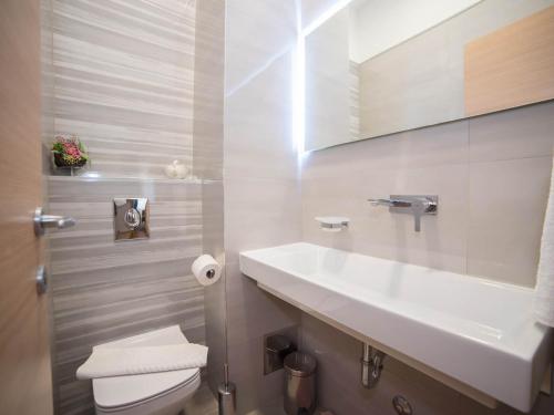 Apartment Faros - image 7