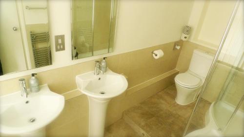 High Tor Guest House - image 14