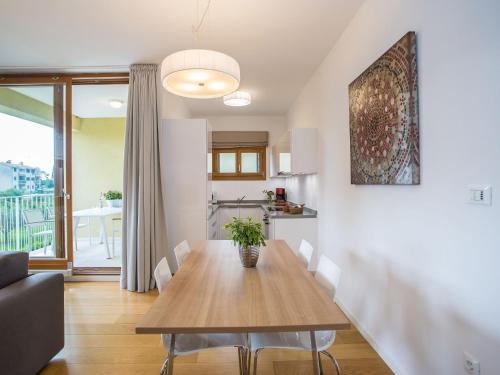 Létesítmények, MAJ - ANA - Luxury Family Apartments with Pool in Materada