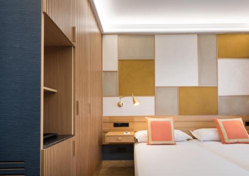 Principe Pio - image 8