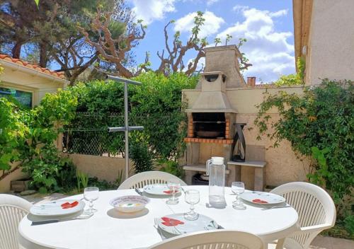 Charmante Maison à 200 mètres de la Plage, Saint-Pierre-La-Mer 10INAV5