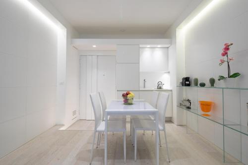 Two-Bedroom Apartment image 3
