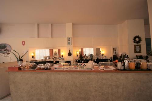 Adams Hotel, Athens (photo 8)
