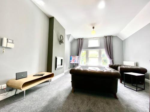 Serviced Accommodation Moray - Lesmurdie House in ايلجين