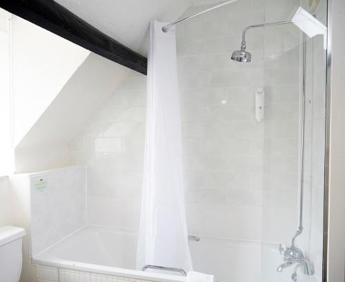 Old Manse Hotel by Greene King Inns - image 3