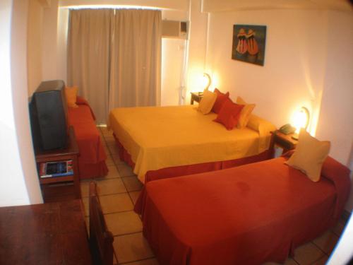 Quadruple Room image 1