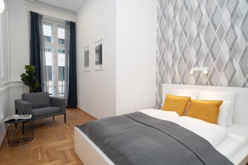 BEST located, 150 m2 5 bedrooms apt.,, Budapešť