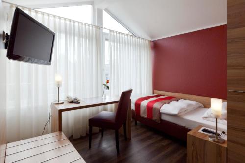 Adolphs Hotel, Cologne (photo 10)