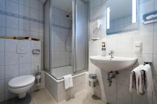 Adolphs Hotel, Cologne (photo 4)