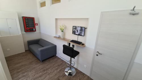 Cabin HOSTEL – Ljubljana, NY