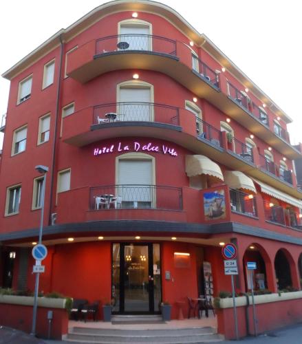 LA DOLCE VITA Hotel de charme Rimini