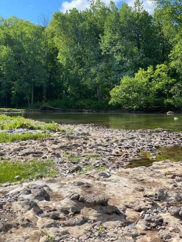 Murphys Law Inn 2 in Hancock (MA)