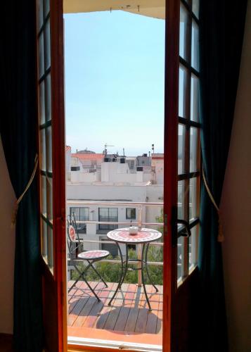 Privat Hotel Liberty Sitges - 숙소 외관